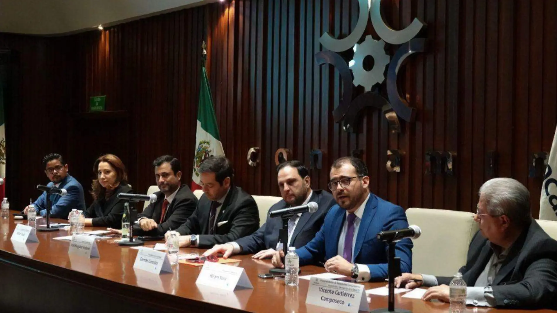 Industriales critican mayor déficit del Paquete Económico 2024